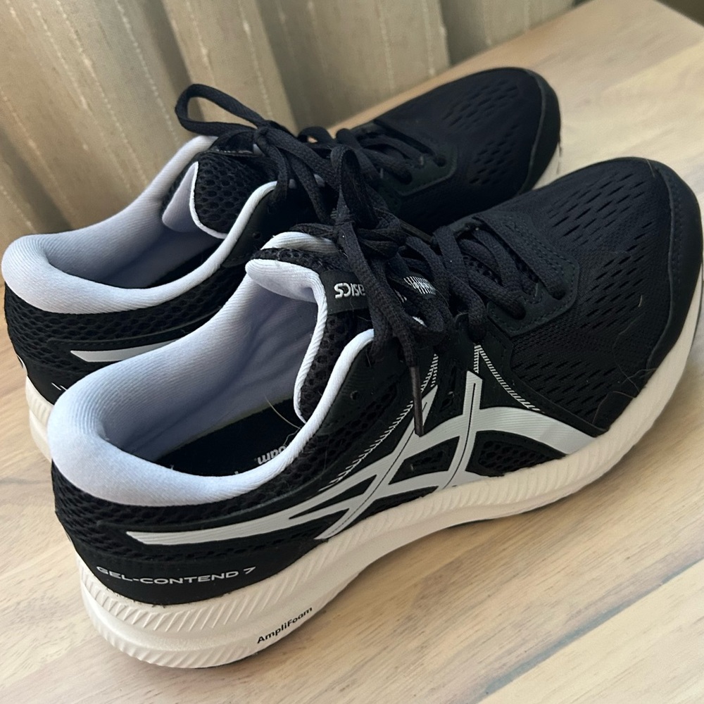 ASICS Women's Gel-Contend 7 Running Shoes